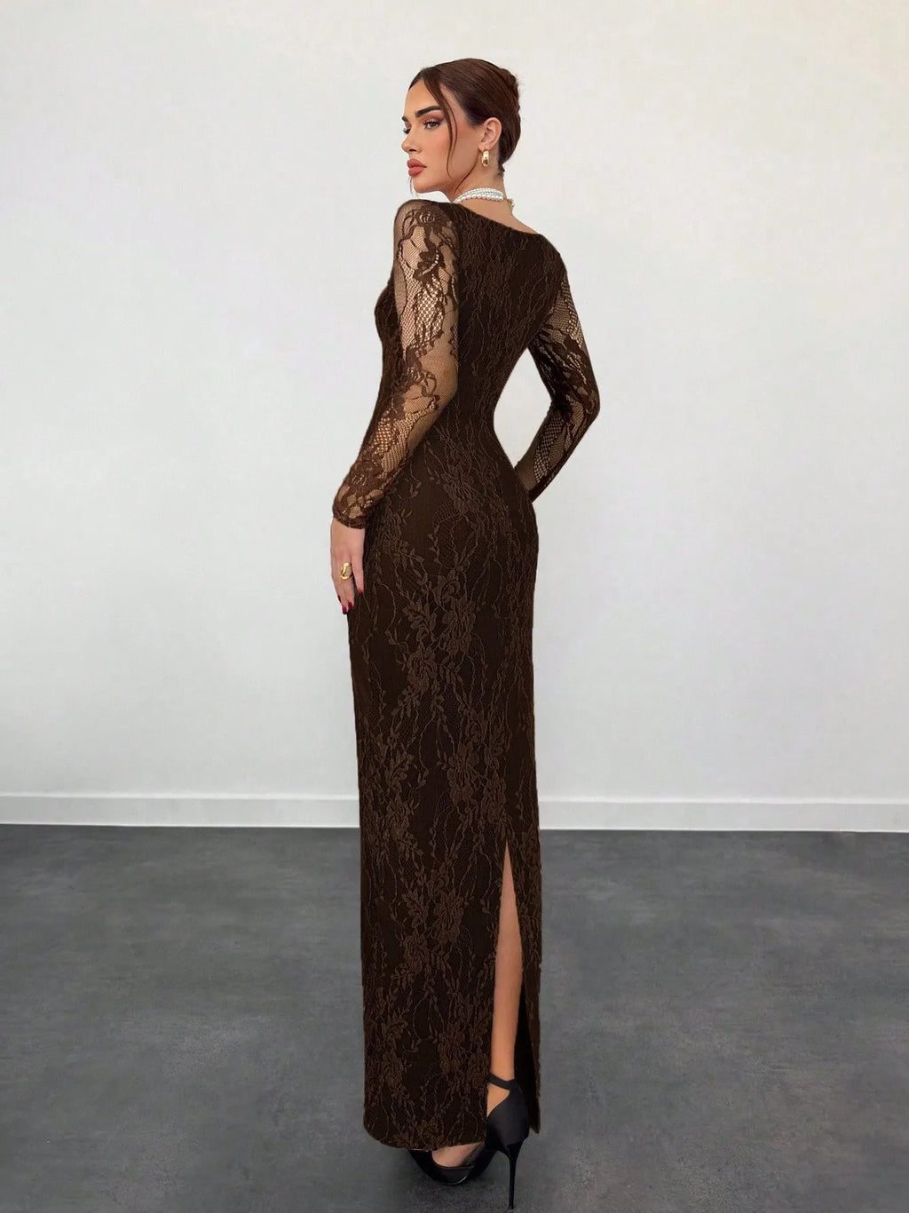 VelluraPetite Square Neck Lace Patchwork Bodycon Dress