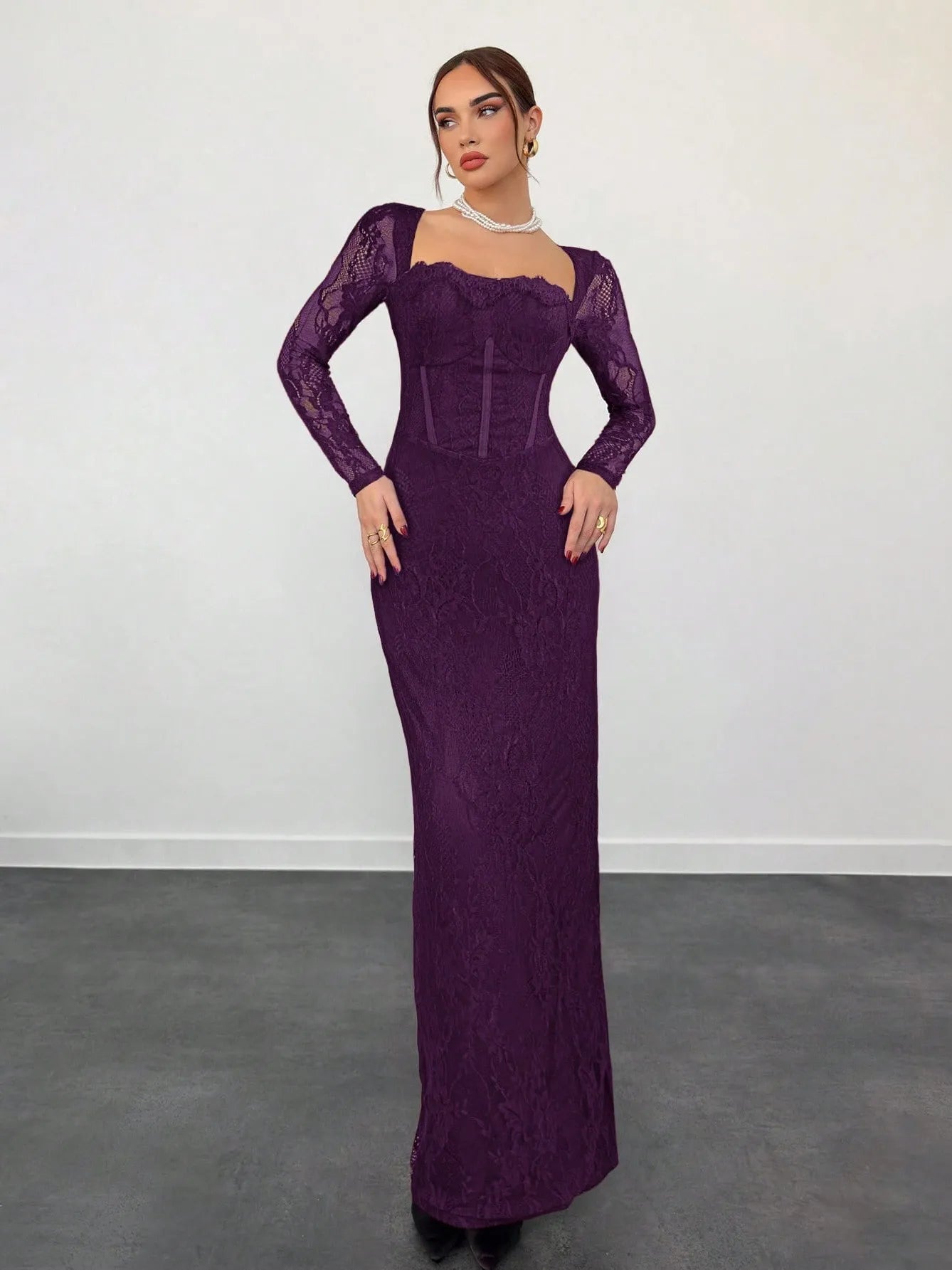 VelluraPetite Square Neck Lace Patchwork Bodycon Dress
