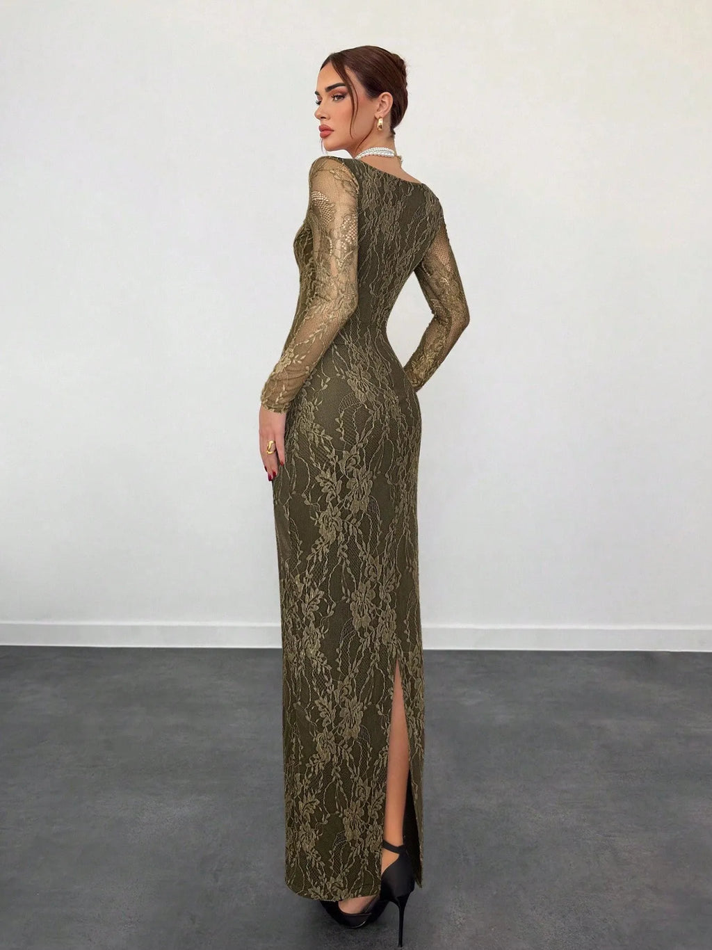 VelluraPetite Square Neck Lace Patchwork Bodycon Dress