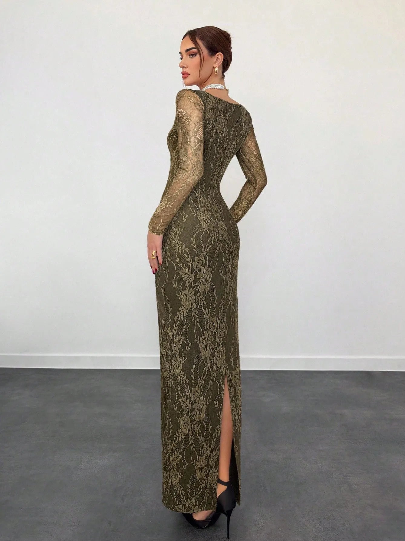 VelluraPetite Square Neck Lace Patchwork Bodycon Dress